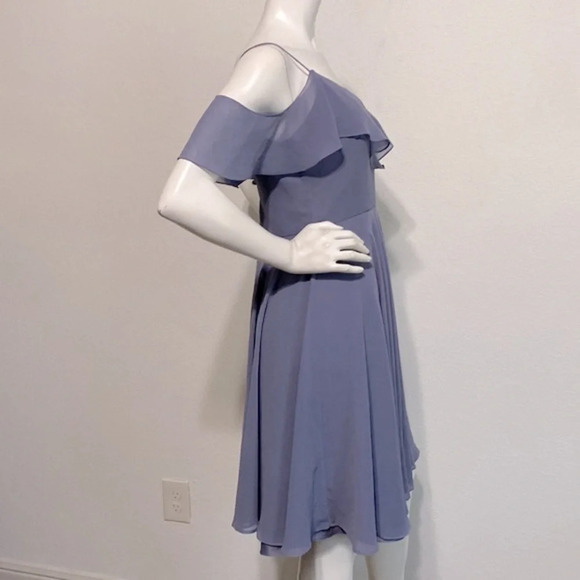 Jenny Yoo Dusty Periwinkle Blue Mini Off-the-Shoulder Bridesmaid Dress Size 6 - Picture 6 of 8